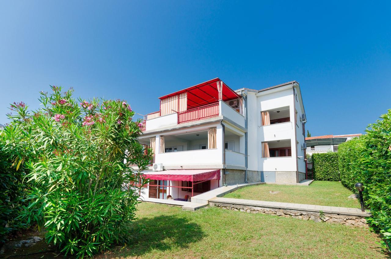 Apartments Miha Krk Town Kültér fotó